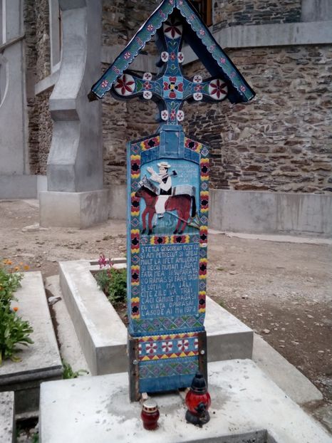  - Cimitirul vesel