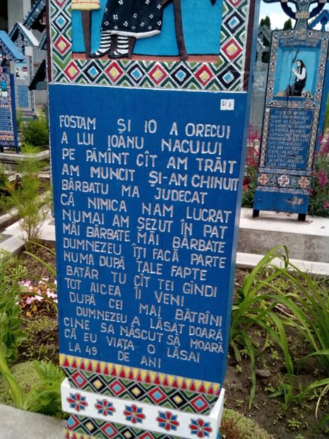  - Cimitirul vesel