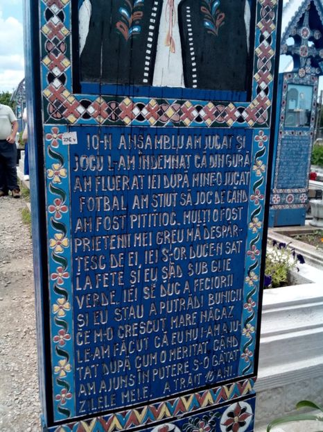  - Cimitirul vesel