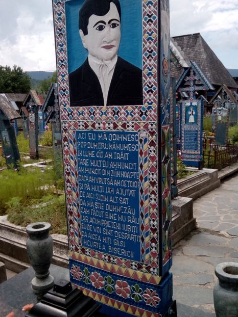  - Cimitirul vesel