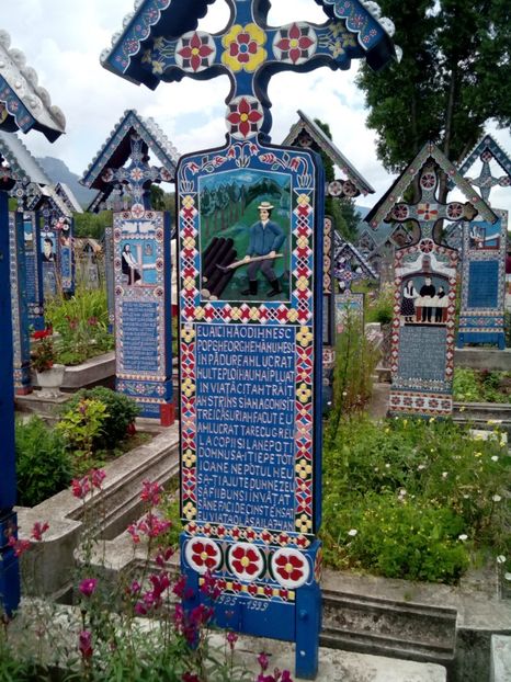  - Cimitirul vesel