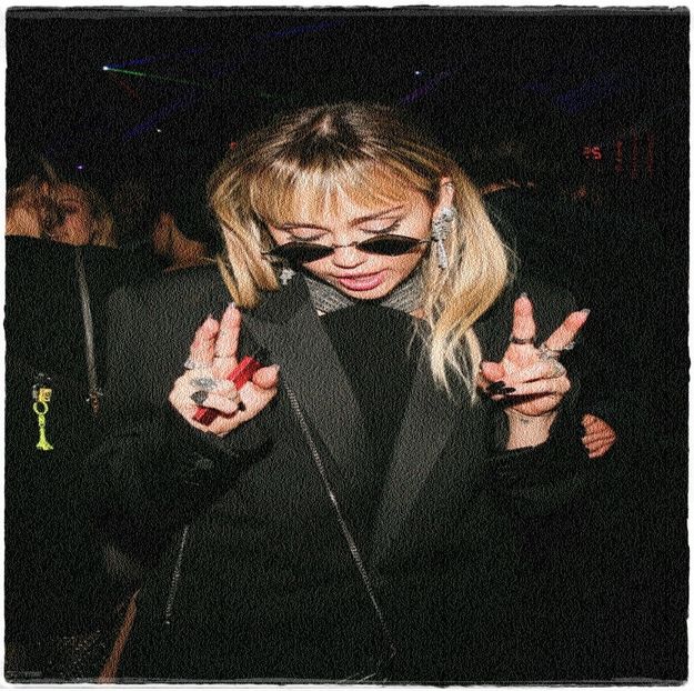 Fuk u sincer. # H. Mor mai întrebi? :) =))) Mai vorbiți fato și după sunt sigură că o să și ieșiți.. - Episodul 3