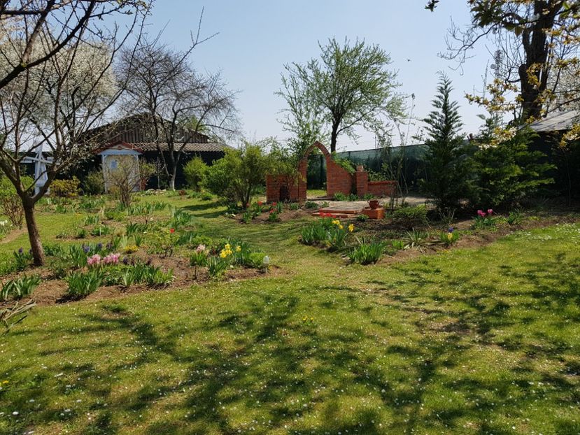  - 2020 Mart-Apr_Idilic garden