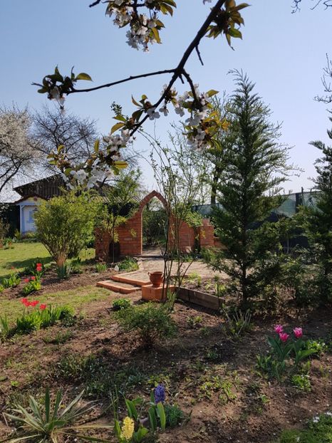  - 2020 Mart-Apr_Idilic garden