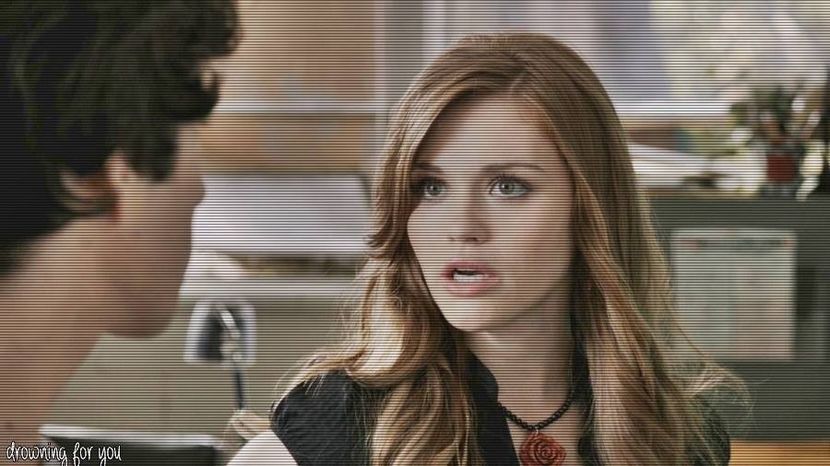 Nu stiu de ce va enervati atat pentru niste vorbe,mare smecherie..lasa lumea sa vorbeasca ca asa - episodul 77