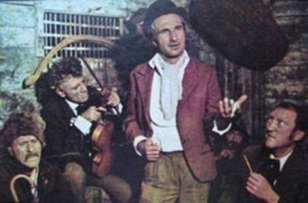 Prin Cenusa Imperiului - Prin Cenusa Imperiului 1976