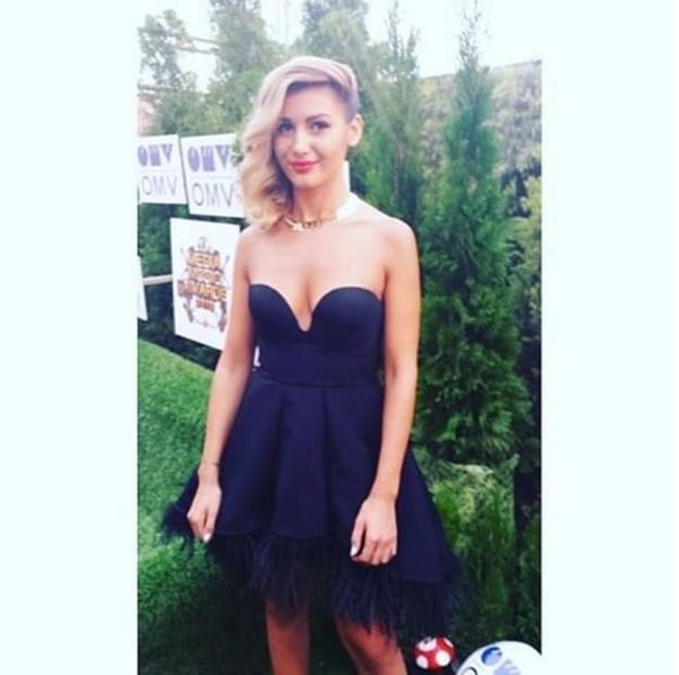 1A0AB041-D9D5-4401-A2C7-DA387D7C6832 - 001a Alina și Dorian