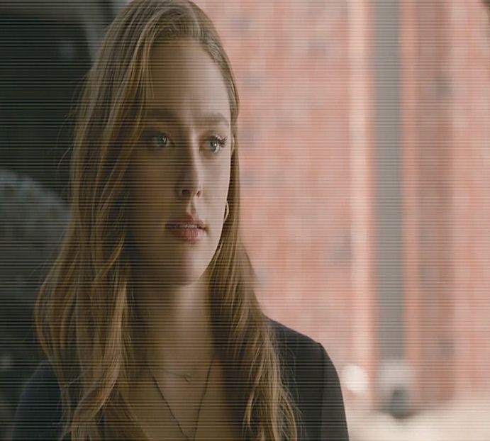 aceste cuvinte, în gândul ei era doar 'Cum nai;ba ajung să mă fac de râs în fața fiecărui - xE04xS01 haters gonna h a t e