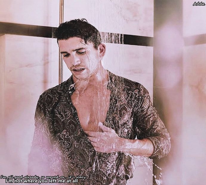 》#O privește ciudat, apoi scoate din cămară un borcan cu murături. "Avem, cum să nu + - xE04xS01 haters gonna h a t e