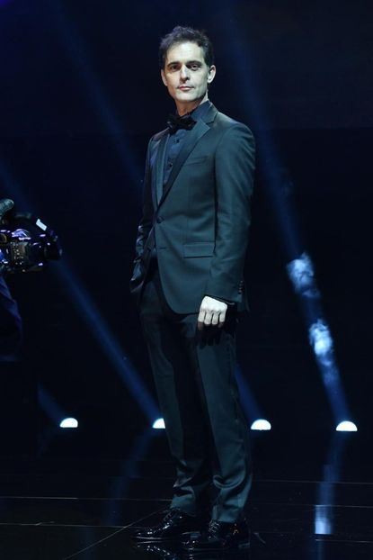 Ce faci..iti astepti barbatul?Pe Flocea? Asta..Florea. - episodul 78