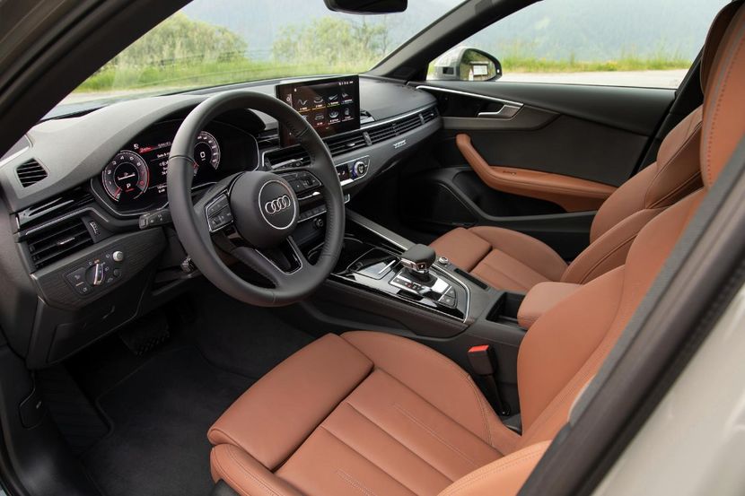 driver-seat-carbuzz-668339-1600 - Masini 2020 Audi A4 allroad