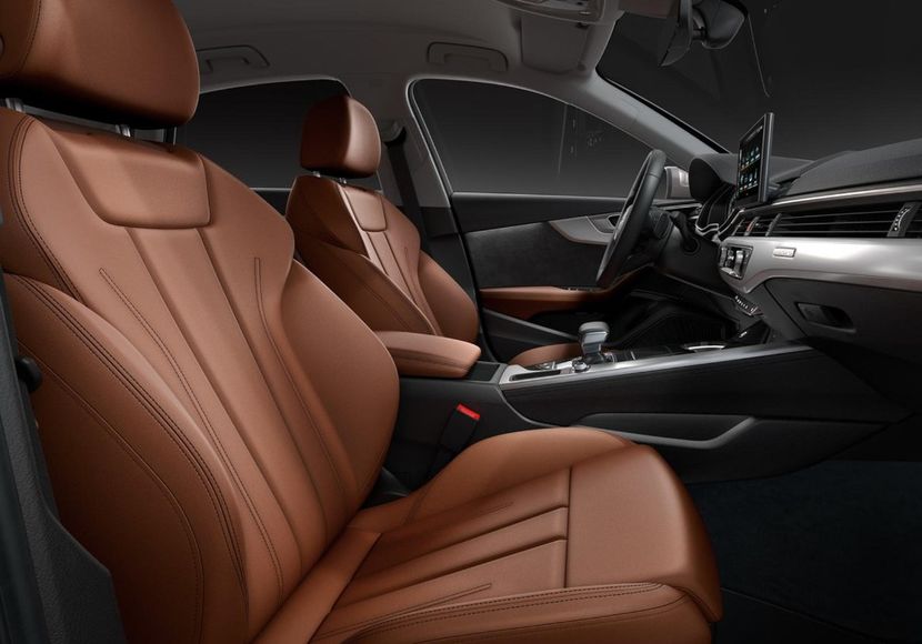 front-seats-carbuzz-601560-1600 - Masini 2020 Audi A4 allroad