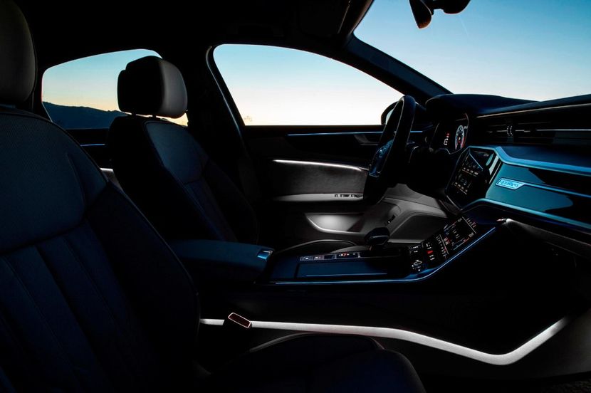2019-2020-audi-a6-interior-lighting-carbuzz-448489-1600 - Masini 2019-2020 Audi A6