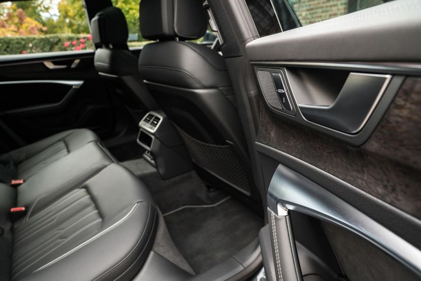 2019-2020-audi-a6-rear-passenger-seats-carbuzz-551173-1600 - Masini 2019-2020 Audi A6