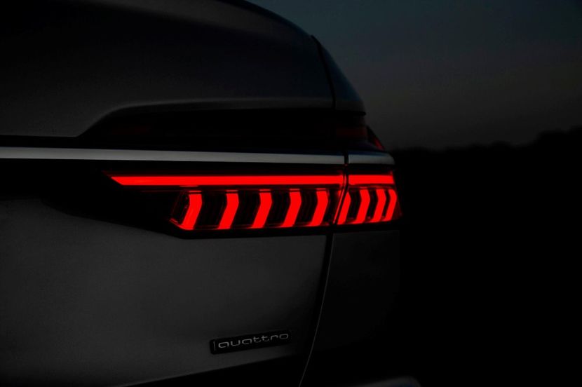 2019-2020-audi-a6-taillights-carbuzz-448497-1600 - Masini 2019-2020 Audi A6