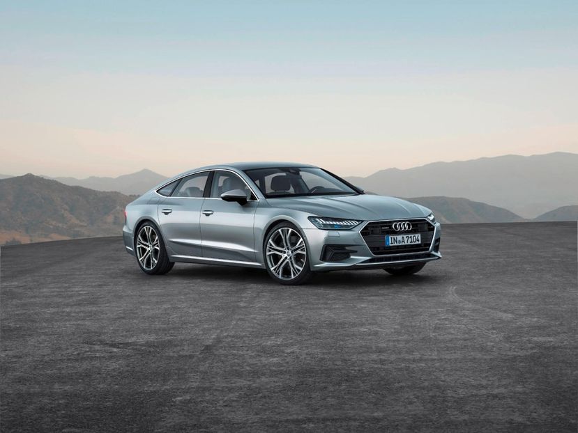 2018-2020-audi-a7-sportback-front-angle-view-carbuzz-448625-1600 - Masini 2019 Audi A7 Sportback