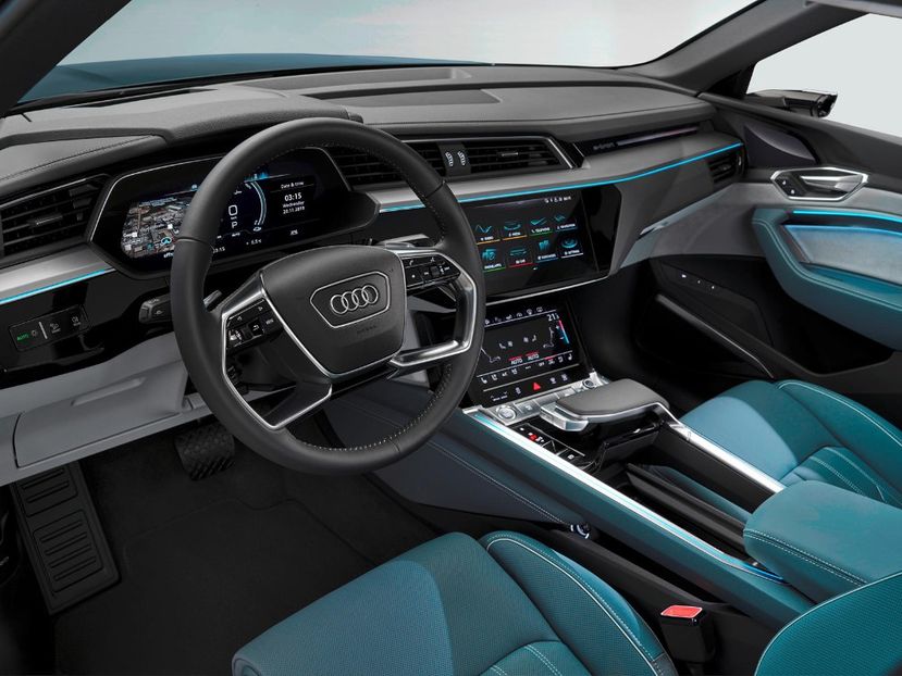 central-console-carbuzz-649892-1600 - Masini 2020 Audi e-tron Sportback