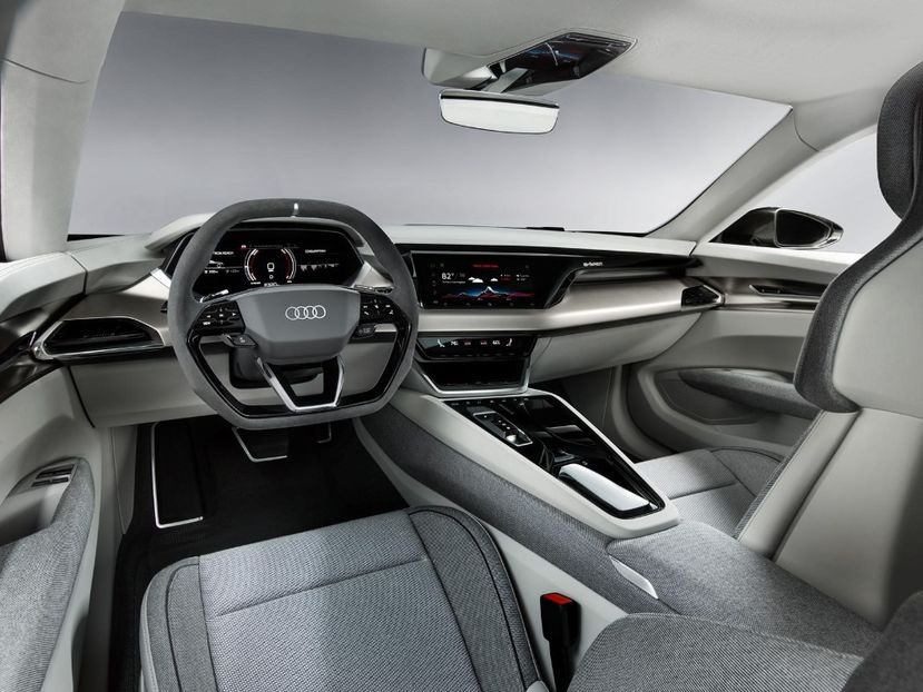 2021-audi-e-tron-gt-dashboard-carbuzz-520620-1600 - Masini 2021 Audi e-tron GT