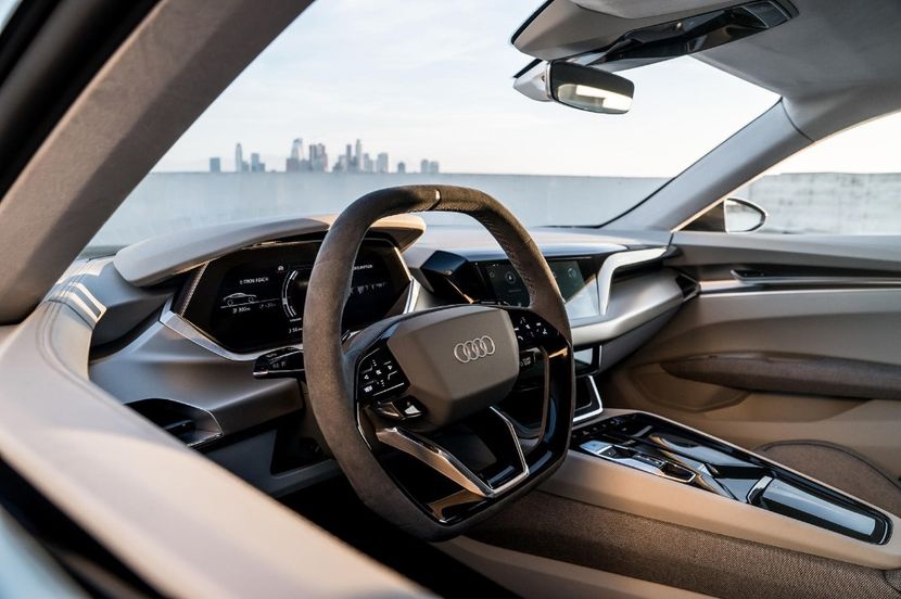 2021-audi-e-tron-gt-steering-wheel-carbuzz-520601-1600 - Masini 2021 Audi e-tron GT