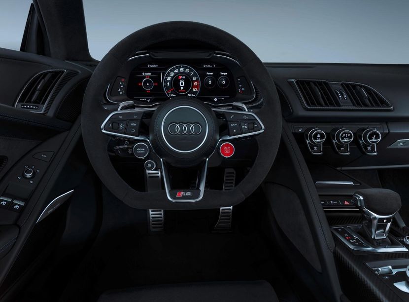2020-audi-r8-coupe-steering-wheel-controls-carbuzz-497164-1600 - Masini 2020 Audi R8 Coupe