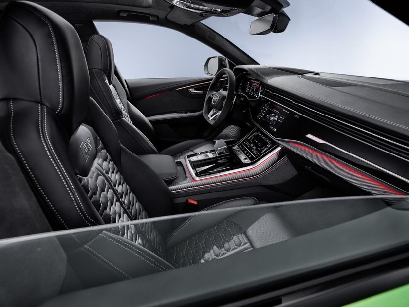 front-seats-carbuzz-650597-1600 - Masini 2021 Audi RS Q8