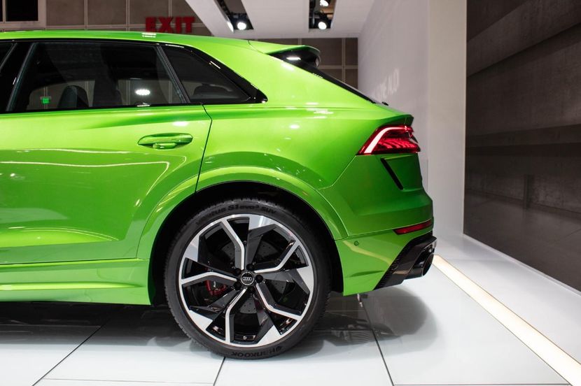 wheel-carbuzz-650668-1600 - Masini 2021 Audi RS Q8