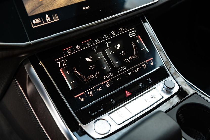 2019-2020-audi-q8-seat-controls-carbuzz-682140-1600 - Masini 2020 Audi Q8