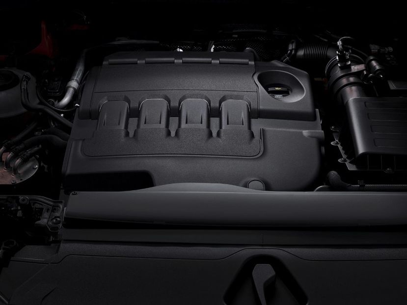 2020-audi-q3-sportback-engine-carbuzz-610076-1600 - Masini 2020 Audi Q3 Sportback