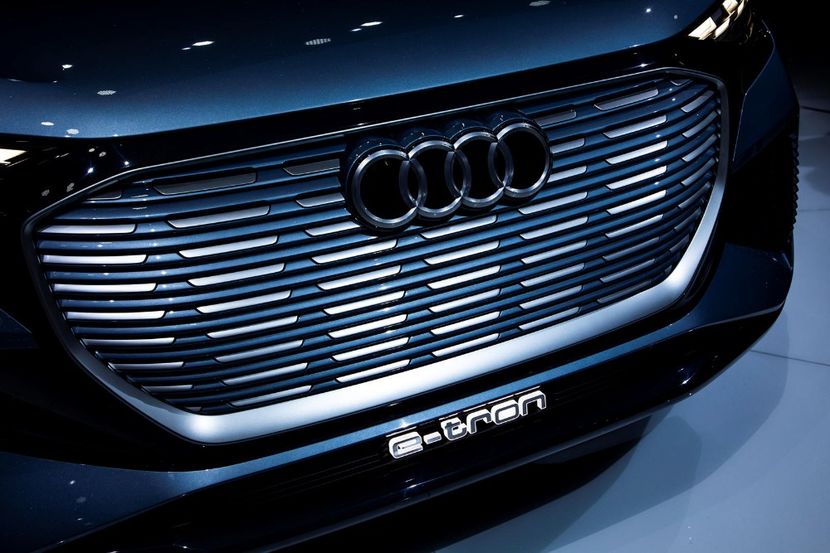 grill-carbuzz-610445-1600 - Masini 2021 Audi Q4 e-tron