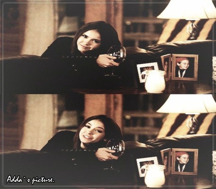 》 #Zâmbește și-și înclină ușor capul, privindu-l. "La vară termin, nu știu dacă o să mai fac + - xE05xS01 haters gonna h a t e