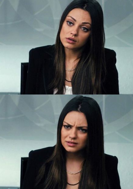 *vorbeste pe Skype cu Maria* Si apoi mi-a scris Ethan daca vreau sa ne mai vedem astazi..i-am zis ca - episodul 78