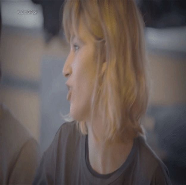 ― „Dacă nici tu nu mă cunoști...” Se uită cu o expresie pofticioasă către feliile pe care - xE05xS01 haters gonna h a t e