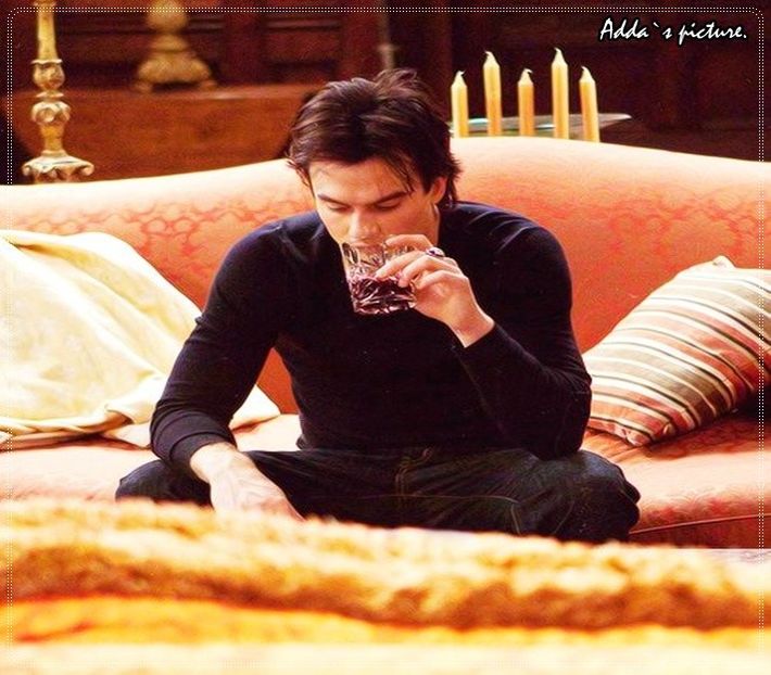 ― Se uită la ea cu privirea aia a lui demențială. „Amelie, scumpa mea iubită, când îți - xE05xS01 haters gonna h a t e