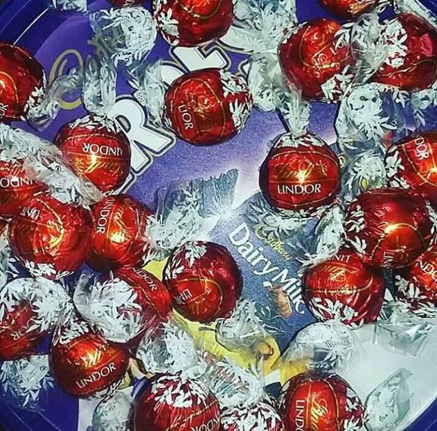  - - O - Fotografii x