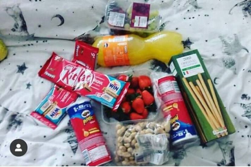  - - O - Fotografii x