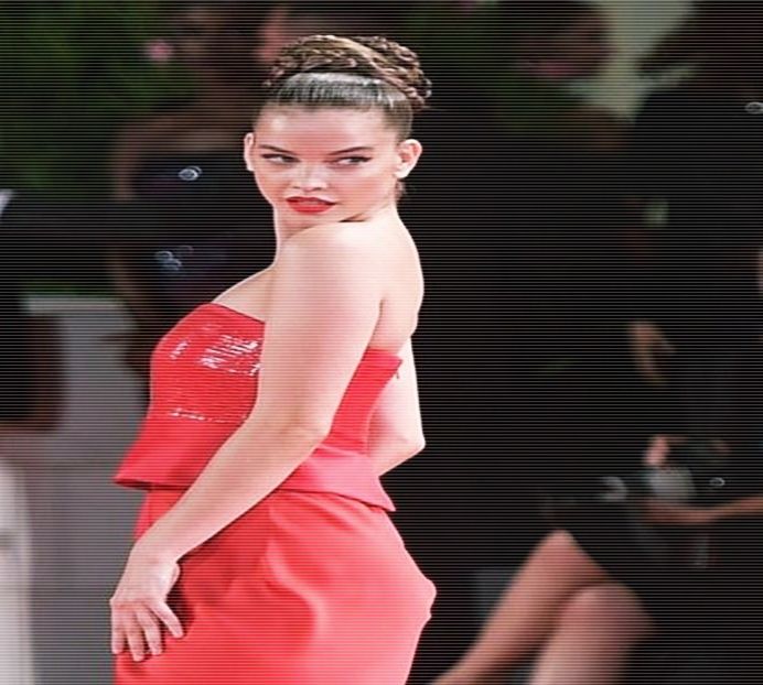 Dacă ai face un sondaj eu zic că ai descoperi că suntem înțepate mereu... - Episodul 3