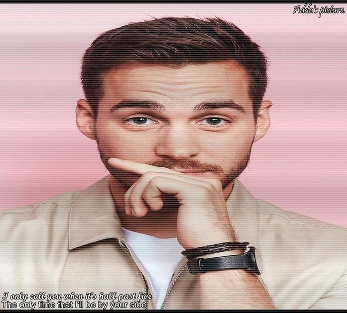 》#La tot ce putea Alexander să se gândească în acele momente era doar bucuria ce o + - xE05xS01 haters gonna h a t e