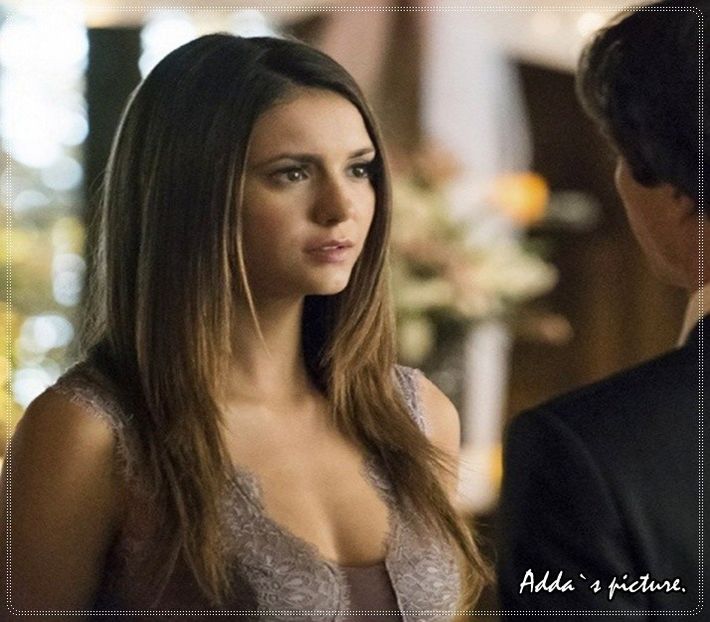 》#Îi scapă un râset scurt, apoi își lasă privirea în jos, tăcând câteva minute. Tresare scurt + - xE05xS01 haters gonna h a t e