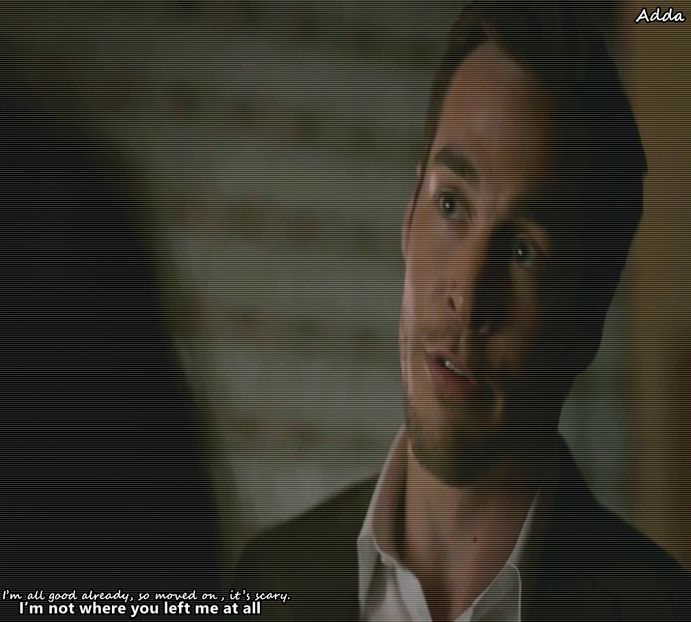 》#Se ridică în poziție de șezut și o fixează cu privirea, îndoindu-și buza inferioară și privind + - xE05xS01 haters gonna h a t e