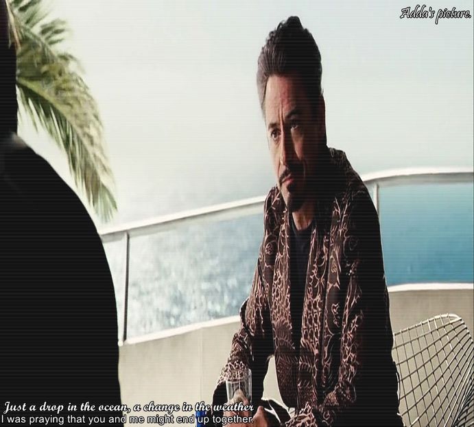 》băiețașul acesta." #Dă năvală în casă după Stefan, iar legenda spune că a fost un scandal + - xE05xS01 haters gonna h a t e