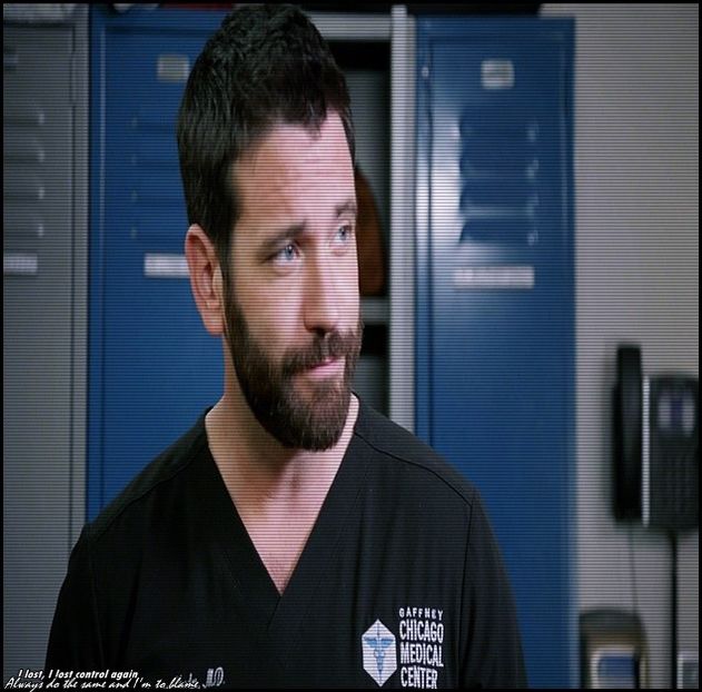 ☾ˡ̶ᵘ̶ᶰ̶ᵃ̶ᵗ̶ᶤ̶ᶜ̶  Dacă tu nu vrei, atunci de acord.. doar prosperă =))) Sunt medic și trebuie să - eps 05x În ochi se aprind