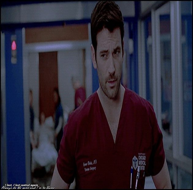 ☾ˡ̶ᵘ̶ᶰ̶ᵃ̶ᵗ̶ᶤ̶ᶜ̶  Sau suntem noi prea fricoși =)))))))))) #strigă către bucătărie; Eveeelyyn. Nu ne - eps 05x În ochi se aprind