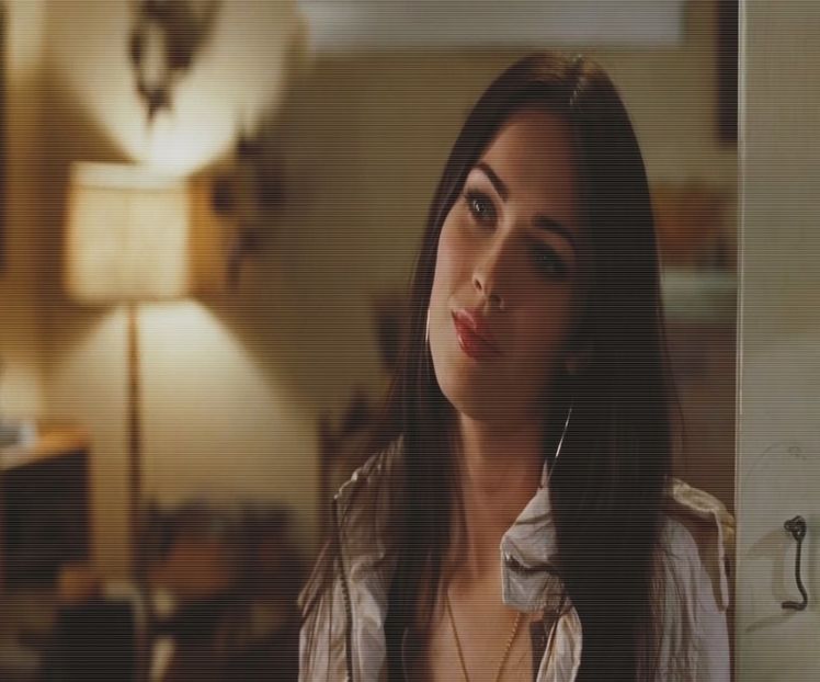 ⛧ℳi̶s̶c̶h̶i̶e̶f̶ ℳa̶n̶a̶g̶e̶d̶  Zâmbind, ciocnește propriul său pahar de cel din mâna bărbatului - E01xS01 ends l i f e kills laughter