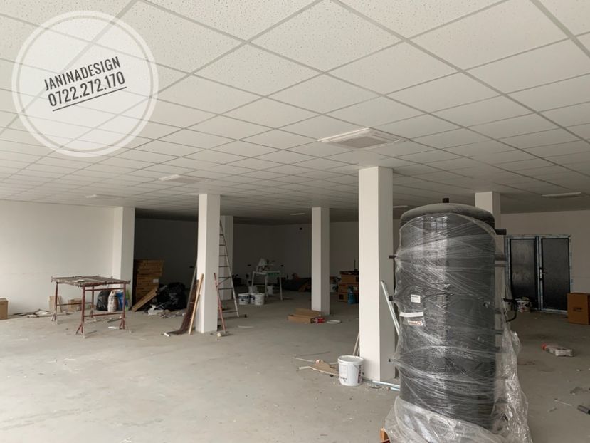 Montaj tavane false casetate, spatii comerciale, birouri, case, etc. - Montaj Tavan fals casetat inainte si dupa by JaninaDesign