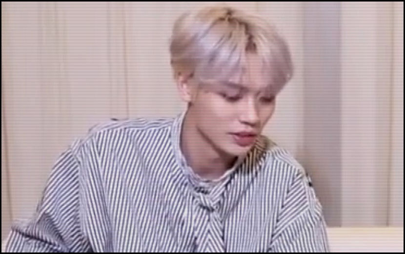 — Dă ochii peste cap când aude vocea de afară, iar când Miriam intră, își plasează - W A Y 2 - Episodul 01