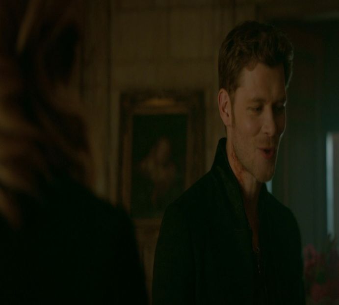 — obiectului de mobilier, urmând să completeze poziția cu așezarea bărbiei peste propriile - E01xS01 ends l i f e kills laughter