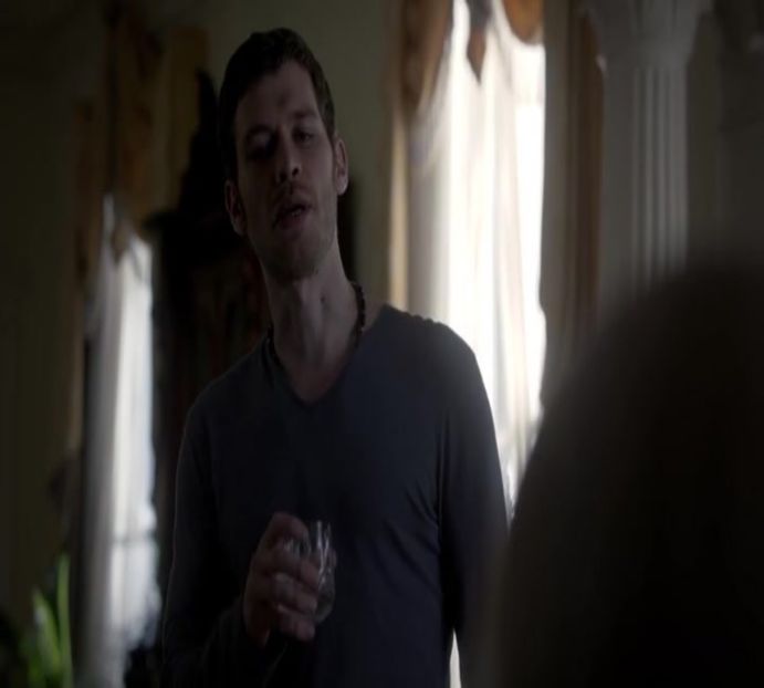 — Niklaus Abraham, iar cei care-l cunoșteau mai îndeaproape știau prea bine că să ajung - E01xS01 ends l i f e kills laughter