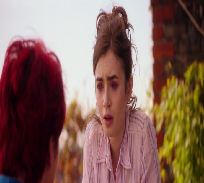 — Atenția lui Genesis, care-i ce-i drept nu era focusată pe vreo scenă sau obiect presta- - E01xS01 ends l i f e kills laughter