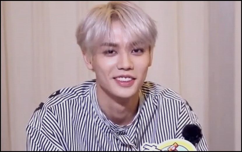 — ❝Nuu, în niciun caz. Îmi aminteam cum i-ai turnat șampania peste pantaloni.❞ - W A Y 2 - Episodul 02