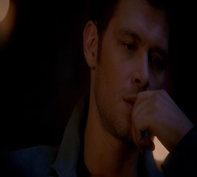 — Klaus se calmase cu mult, deoarece datorită lui Raven, care îi era datoare pe viață, - E01xS01 ends l i f e kills laughter